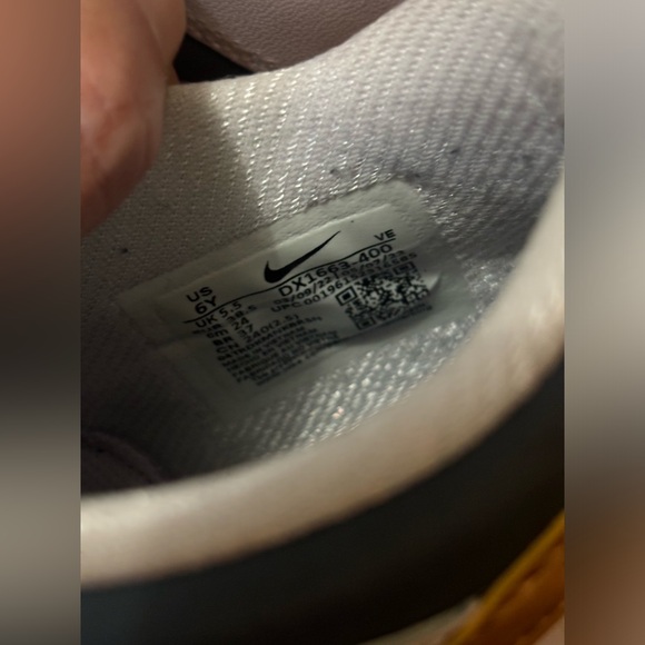 Nike Dunk Low SE Special Edition Copper Swoosh GS size 6 MINT CONDITION - Picture 13 of 13